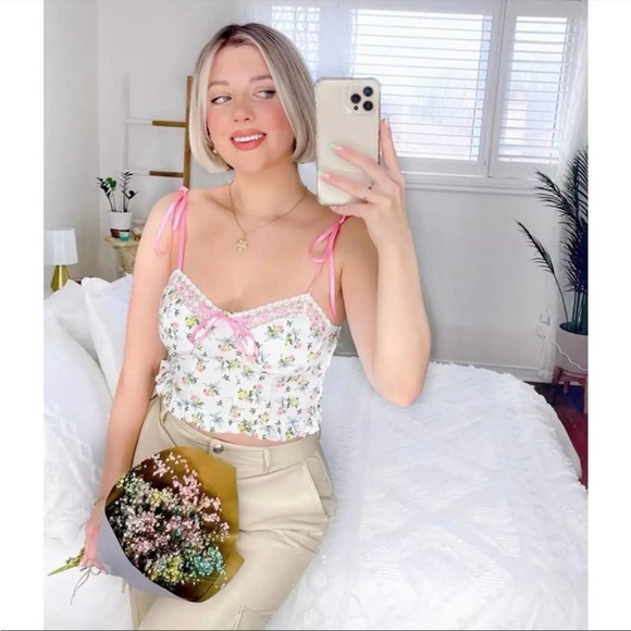 Spring Breath Floral Corset Ribbon Strap Cami🩷🌸 - Picture 1 of 5